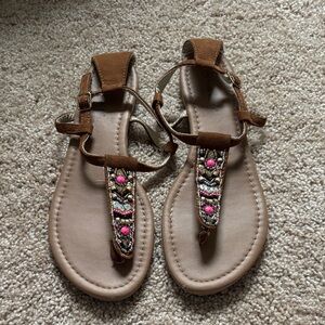Francesca's Collections Tan Sandals with Pink Beads